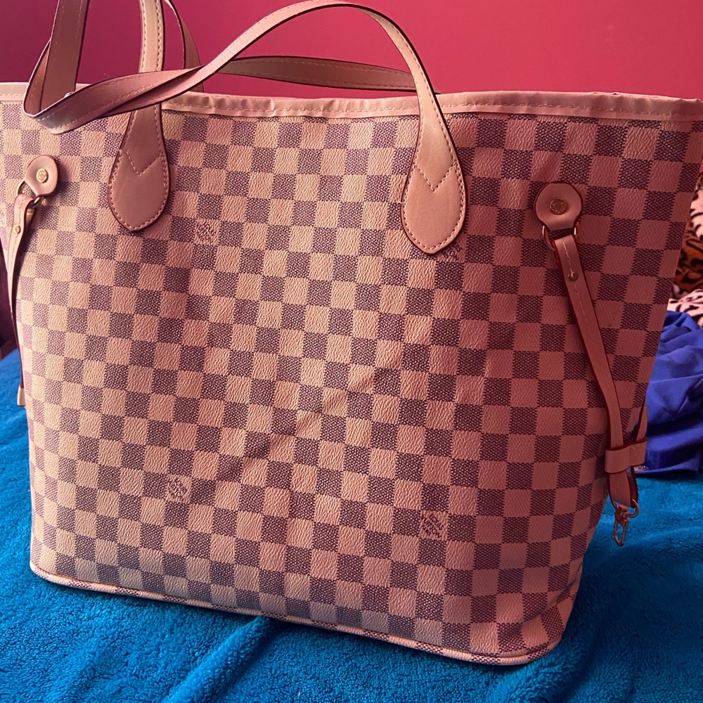 Louis Vuitton Purse